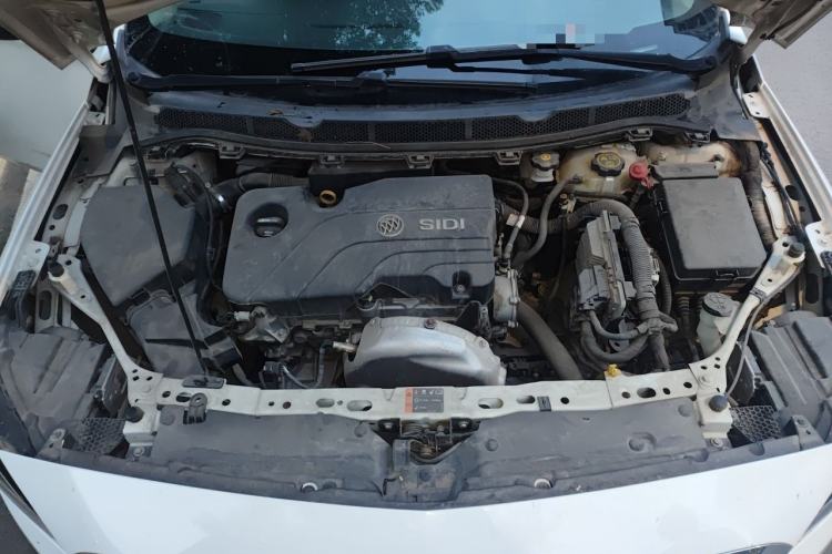 Used Buick Verano 2015 Sedan 15S Automatic Leading Model Engine Bay