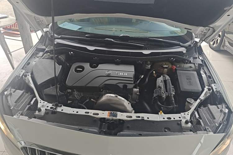 Used Buick Verano 2015 Sedan 15S Automatic Leading Model Engine Bay