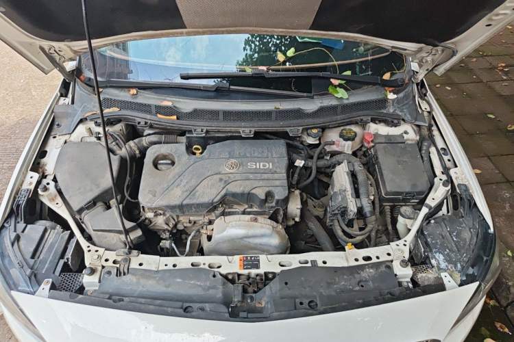 Used Buick Verano 2015 Sedan 15S Manual Leading Model Engine Bay
