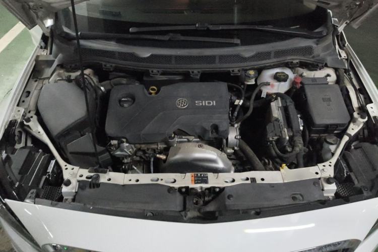 Used Buick Verano 2015 Sedan 15S Automatic Leading Model Engine Bay
