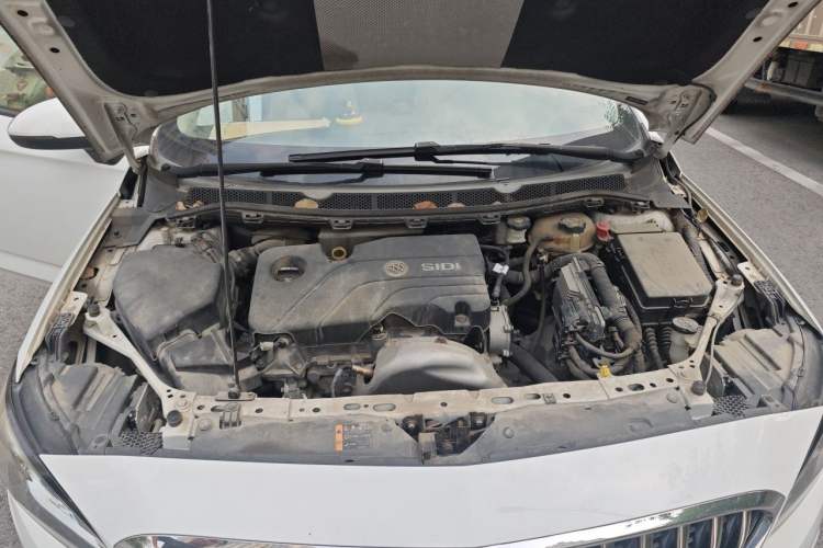 Used Buick Verano 2015 Sedan 15S Automatic Ambition Model Engine Bay