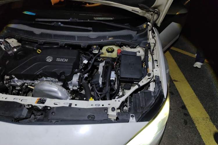 Used Buick Verano 2015 Sedan 15S Automatic Ambition Model Engine Bay Left