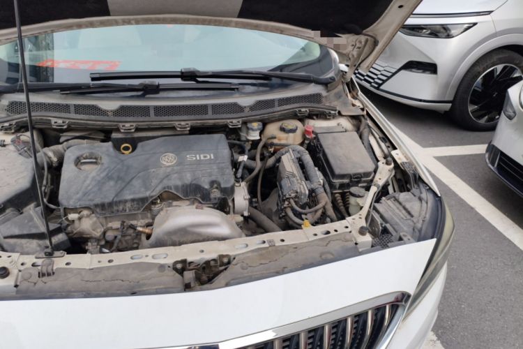 Used Buick Verano 2015 Sedan 15S Automatic Leading Model Engine Bay Left