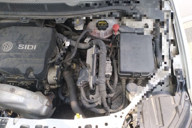 Used Buick Verano 2015 Sedan 15S Manual Leading Model Engine Bay Left