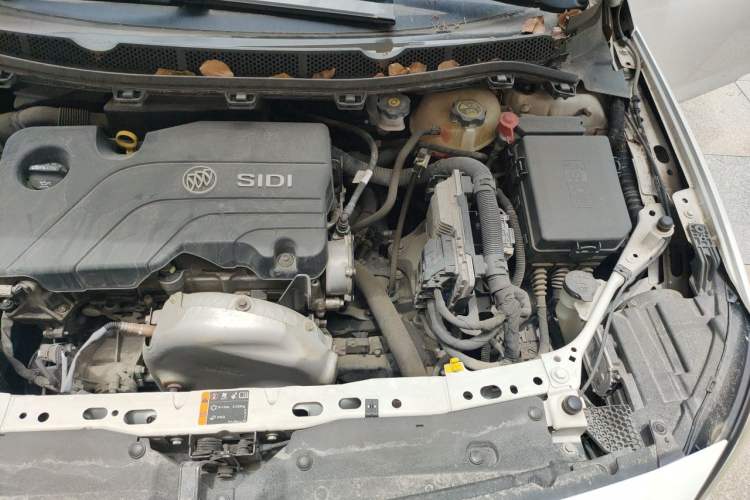Used Buick Verano 2015 Sedan 15S Automatic Leading Model Engine Bay Left