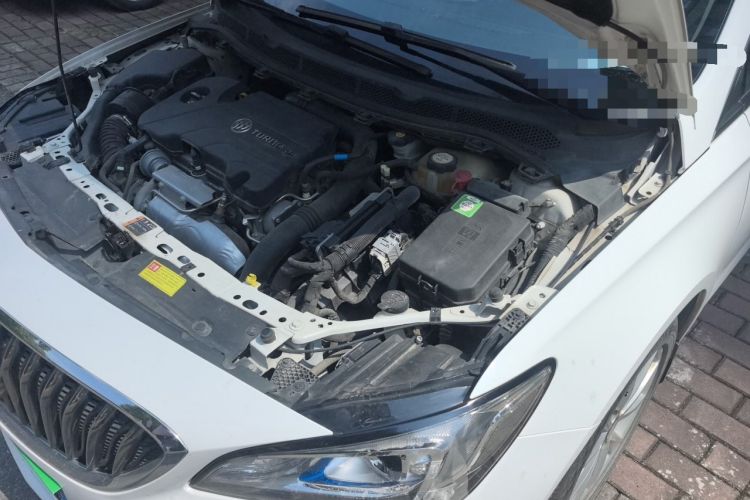 Used Buick Verano 2015 Sedan 20T Dual-Clutch Leading Model Engine Bay Left