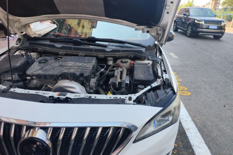 Used Buick Verano 2015 Sedan 15S Manual Entry-Level Model Engine Bay Left