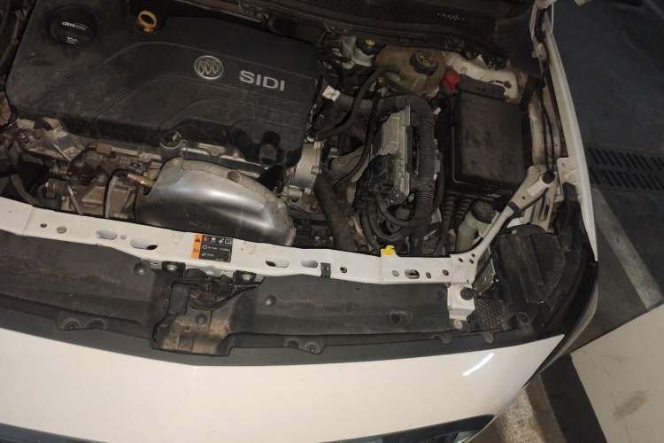 Used Buick Verano 2015 Sedan 15S Automatic Ambition Model Engine Bay Left