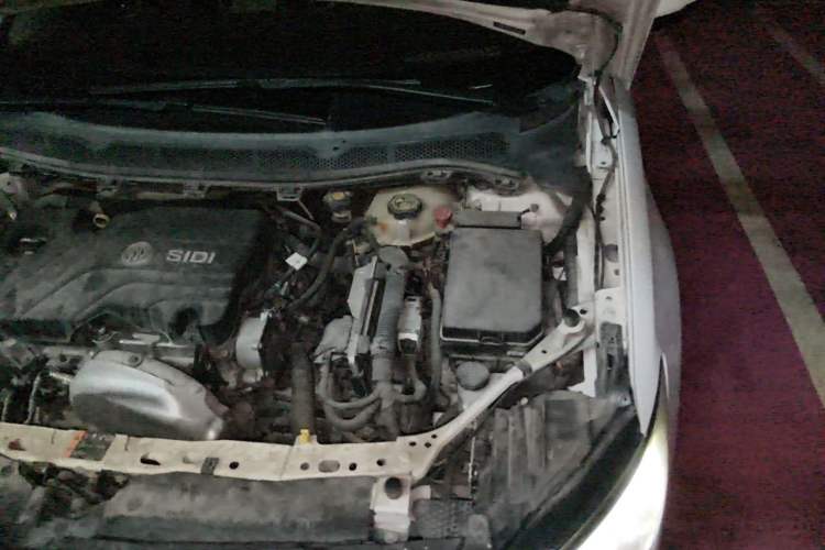 Used Buick Verano 2015 Sedan 15S Automatic Leading Model Engine Bay Left