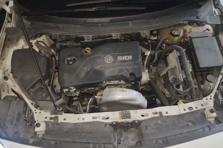 Used Buick Verano 2015 Sedan 15S Automatic Leading Model Engine Bay