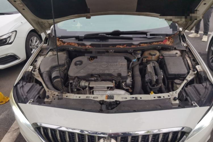 Used Buick Verano 2015 Sedan 20T Dual-Clutch Leading Model Engine Bay