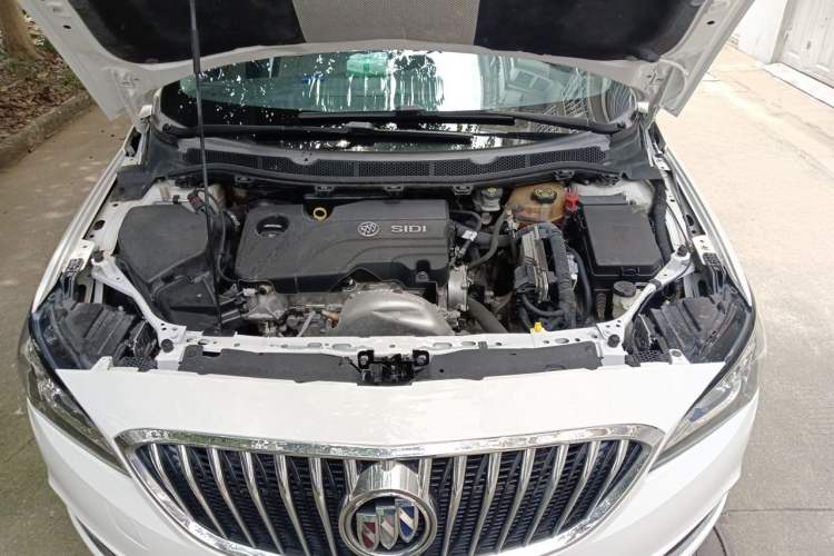 Used Buick Verano 2015 Sedan 15S Automatic Leading Model Engine Bay