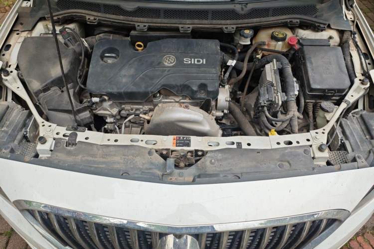Used Buick Verano 2015 Sedan 15S Automatic Leading Model Engine Bay