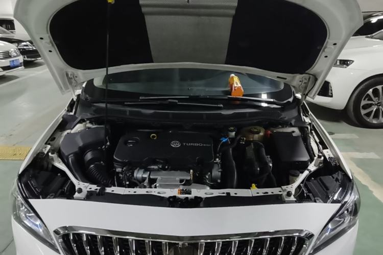 Used Buick Verano 2015 Sedan 20T Dual-Clutch Leading Model Engine Bay