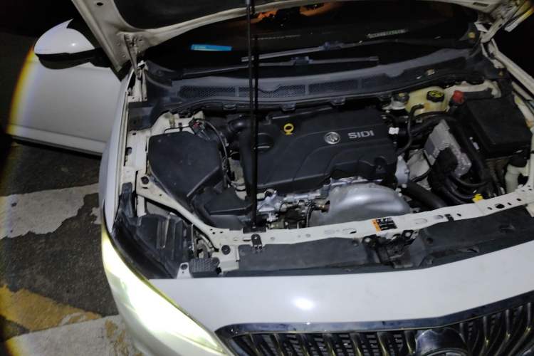 Used Buick Verano 2015 Sedan 15S Automatic Ambition Model Engine Bay Right