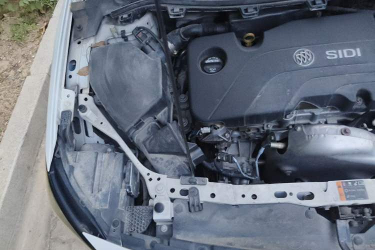 Used Buick Verano 2015 Sedan 15S Automatic Ambition Model Engine Bay Right