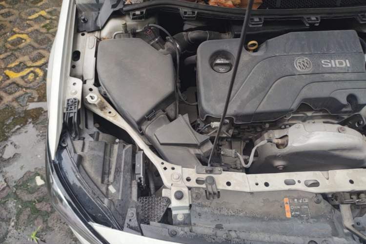 Used Buick Verano 2015 Sedan 15S Automatic Ambition Model Engine Bay Right