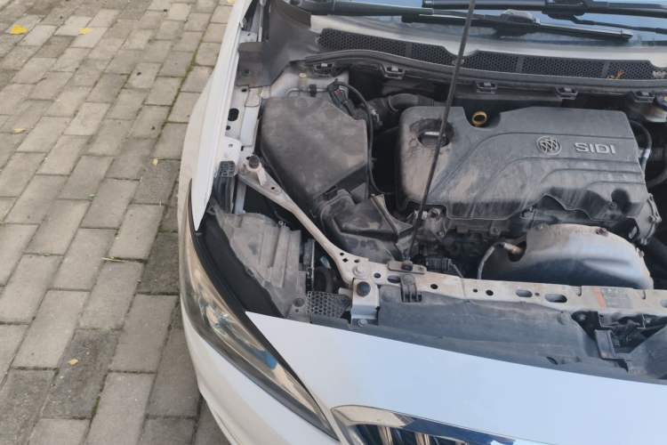 Used Buick Verano 2015 Sedan 15S Automatic Leading Model Engine Bay Right