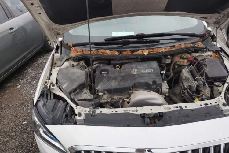 Used Buick Verano 2015 Sedan 15S Automatic Leading Model Engine Bay Right