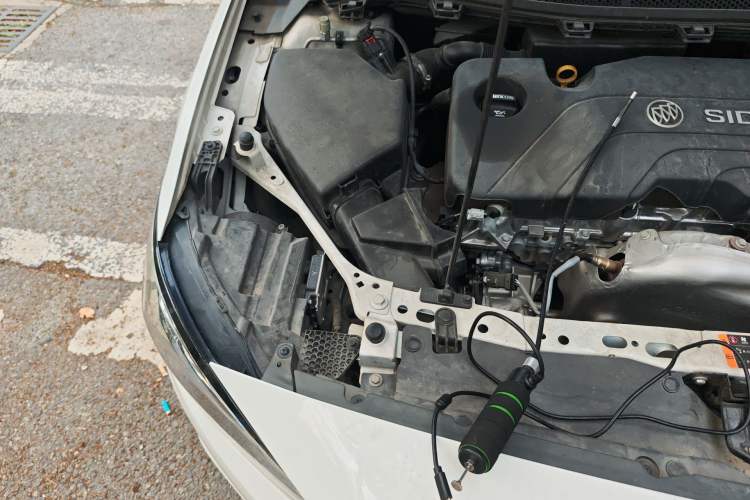 Used Buick Verano 2015 Sedan 15S Automatic Leading Model Engine Bay Right