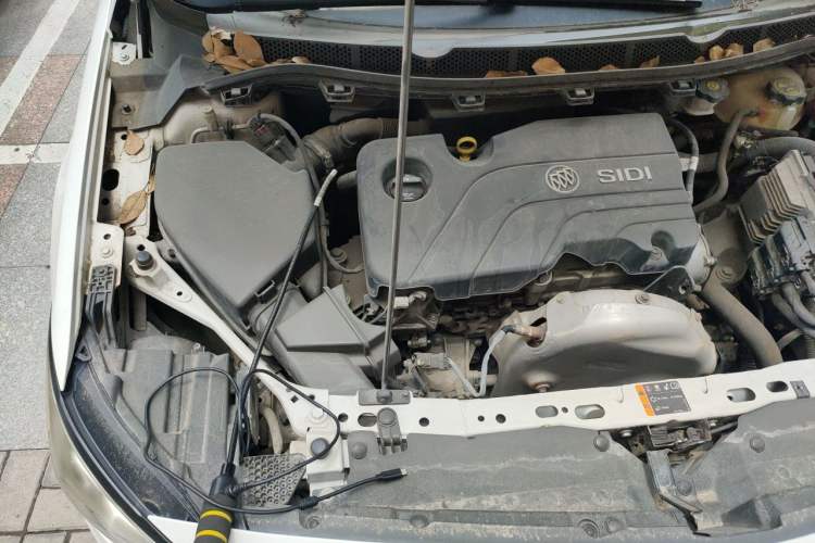 Used Buick Verano 2015 Sedan 15S Automatic Leading Model Engine Bay Right