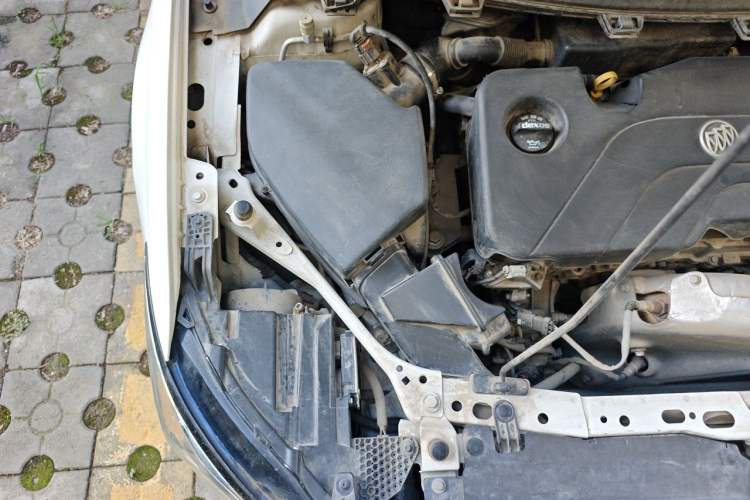 Used Buick Verano 2015 Sedan 15S Automatic Ambition Model Engine Bay Right