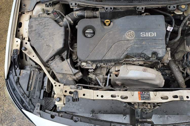 Used Buick Verano 2015 Sedan 15S Automatic Ambition Model Engine Bay Right