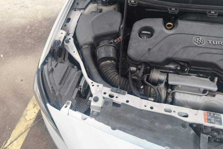 Used Buick Verano 2015 Sedan 20T Dual-Clutch Elite Model Engine Bay Right