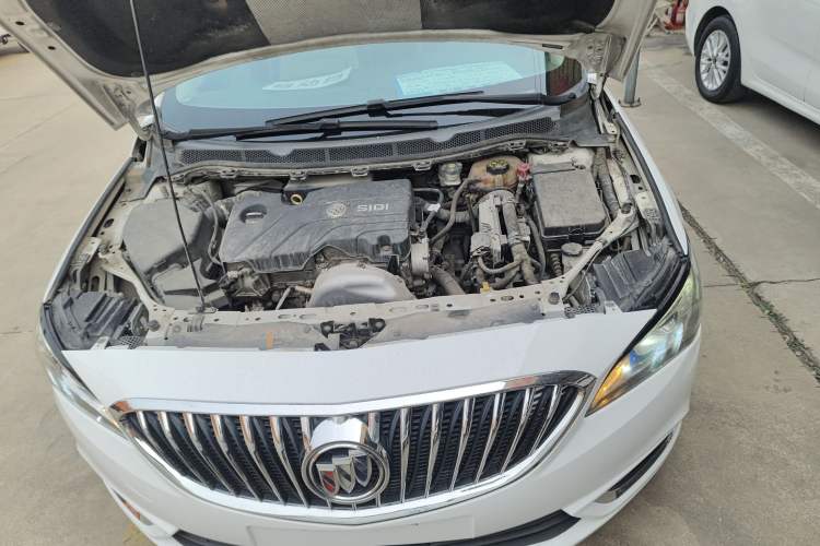 Used Buick Verano 2015 Sedan 15S Automatic Leading Model Engine Bay