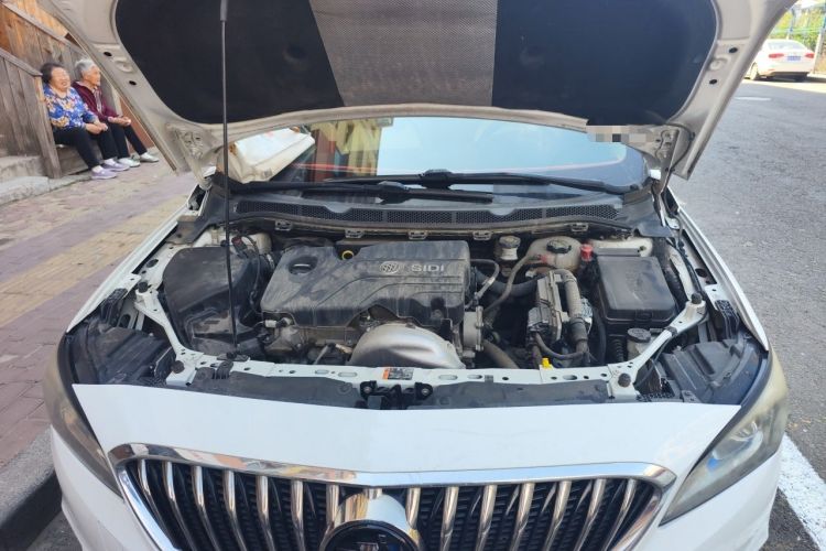 Used Buick Verano 2015 Sedan 15S Manual Entry-Level Model Engine Bay
