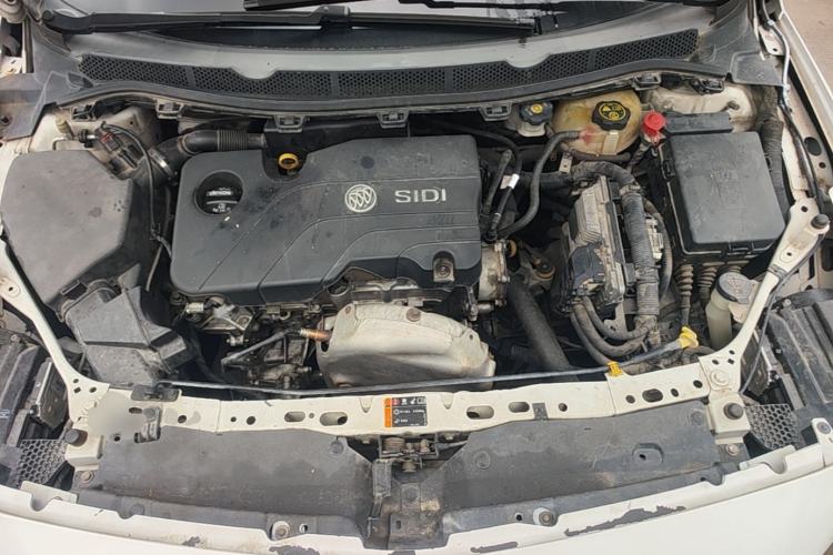 Used Buick Verano 2015 Sedan 15S Manual Leading Model Engine Bay
