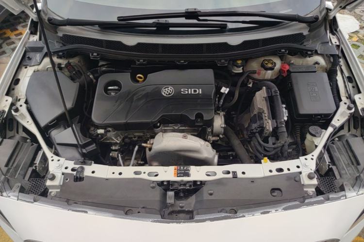 Used Buick Verano 2015 Sedan 15S Automatic Leading Model Engine Bay