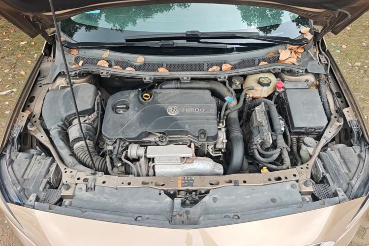 Used Buick Verano 2015 Sedan 20T Dual-Clutch Leading Model Engine Bay