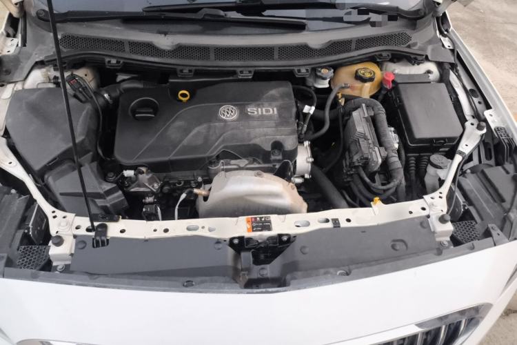 Used Buick Verano 2015 Sedan 15S Automatic Leading Model Engine Bay