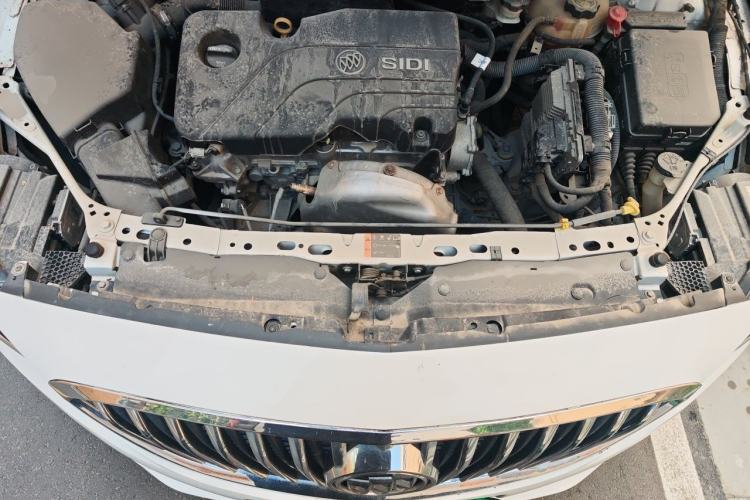 Used Buick Verano 2015 Sedan 15S Manual Entry-Level Model Engine Bay