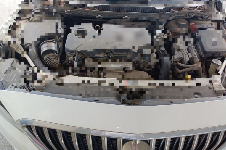 Used Buick Verano 2015 Sedan 20T Dual-Clutch Leading Model Engine Bay