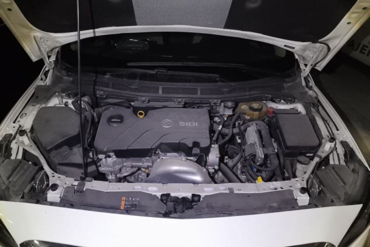 Used Buick Verano 2015 Sedan 15S Automatic Leading Model Engine Bay