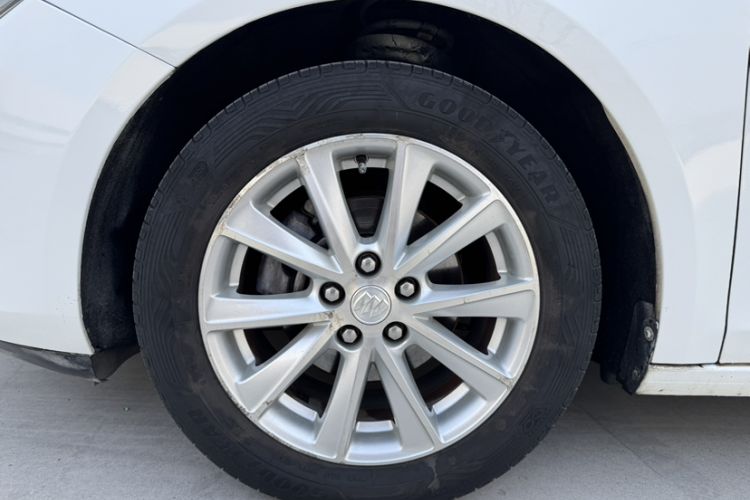 Used Buick Verano 2015 Sedan 20T Dual-Clutch Leading Model Exterior 1