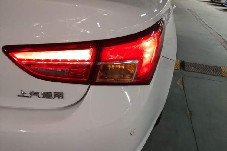 Used Buick Verano 2015 Sedan 20T Dual-Clutch Leading Model Exterior 1