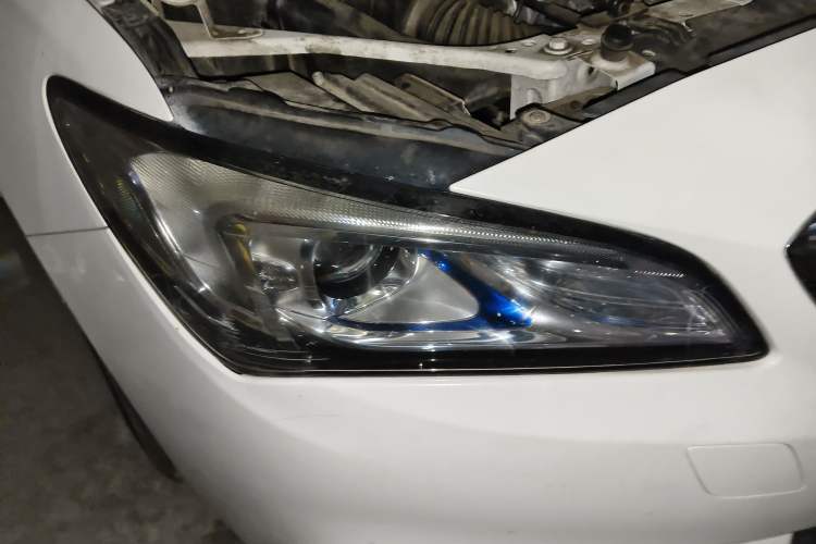 Used Buick Verano 2015 Sedan 20T Dual-Clutch Leading Model Exterior 6