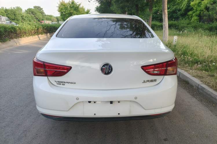 Used Buick Verano 2015 Sedan 15S Manual Entry-Level Model Exterior 6