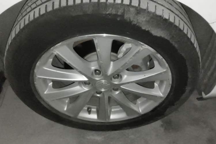 Used Buick Verano 2015 Sedan 20T Dual-Clutch Leading Model Exterior 7