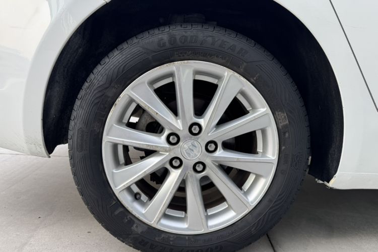 Used Buick Verano 2015 Sedan 20T Dual-Clutch Leading Model Exterior 8