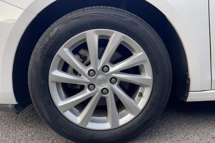 Used Buick Verano 2015 Sedan 15S Automatic Leading Model Exterior 8