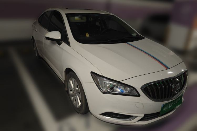 Used Buick Verano 2015 Sedan 15S Manual Entry-Level Model Front Right 45 Deg