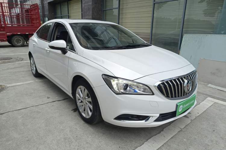 Used Buick Verano 2015 Sedan 15S Automatic Leading Model Front Right 45 Deg