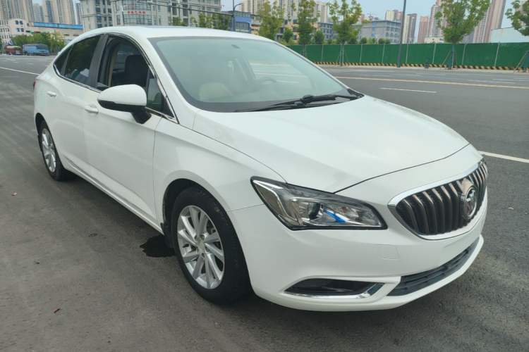 Used Buick Verano 2015 Sedan 15S Automatic Leading Model Front Right 45 Deg