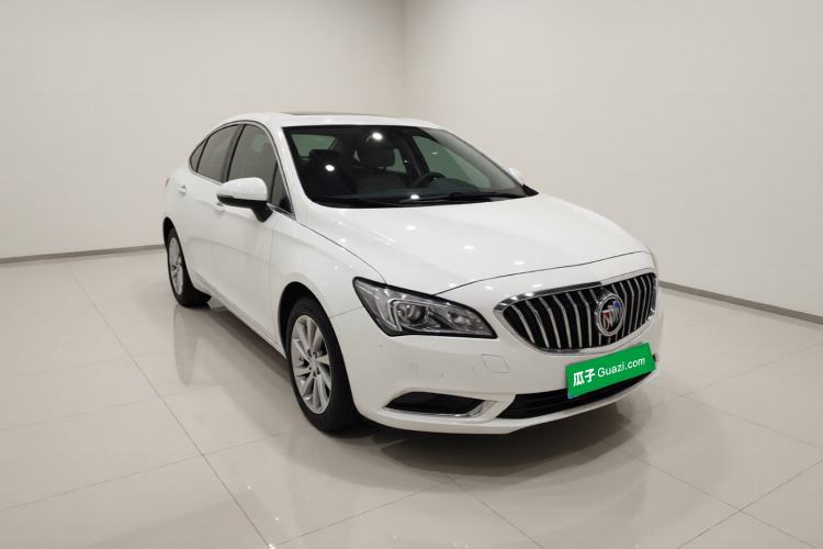 Used Buick Verano 2015 Sedan 15S Automatic Leading Model Front Right 45 Deg
