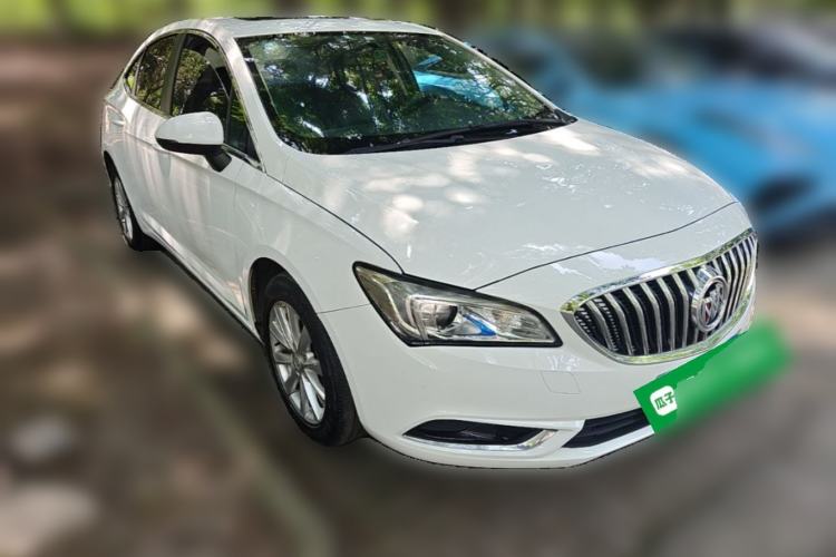 Used Buick Verano 2015 Sedan 20T Dual-Clutch Leading Model Front Right 45 Deg