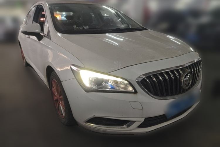 Used Buick Verano 2015 Sedan 20T Dual-Clutch Leading Model Front Right 45 Deg